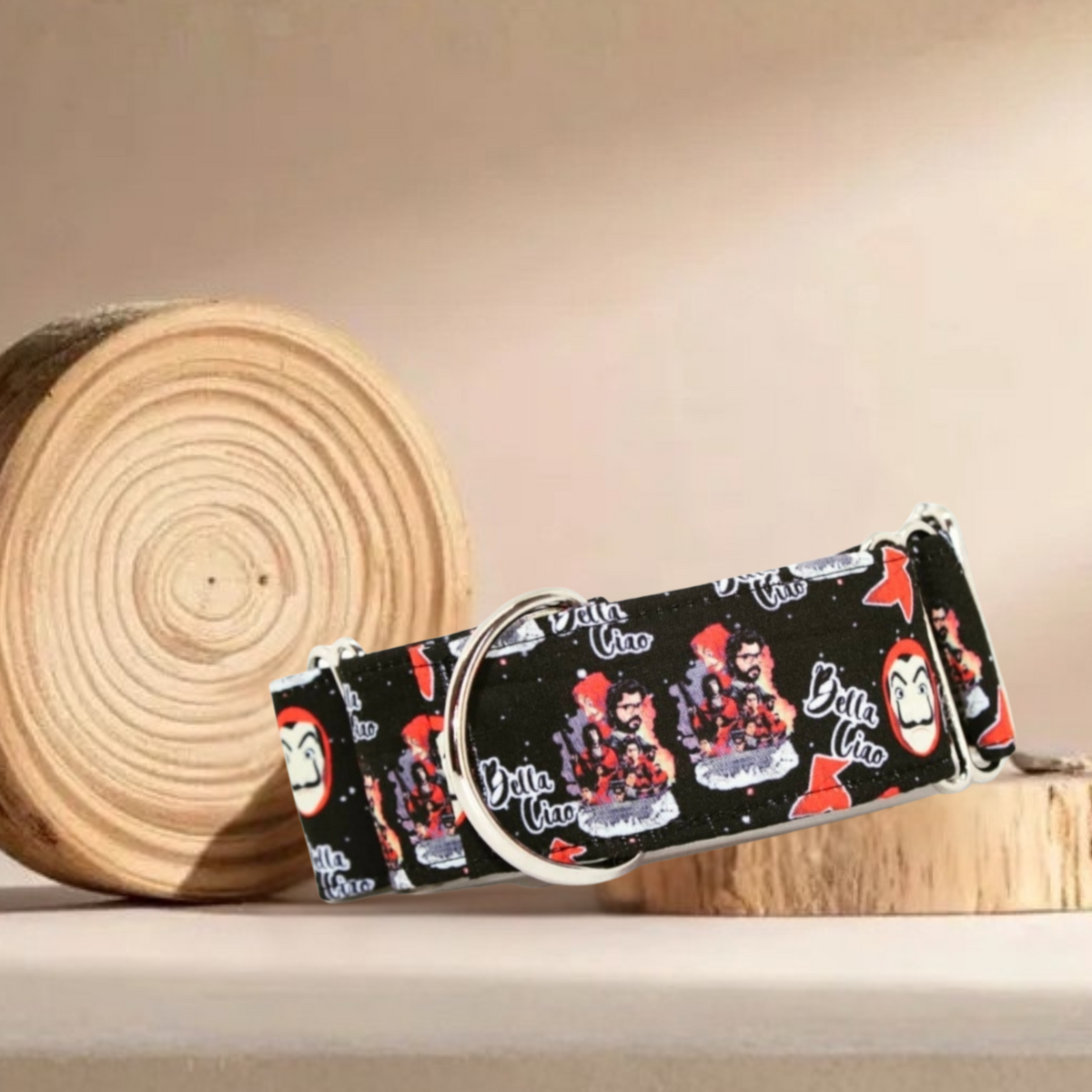 Collar Bella Ciao para perros hecho a mano