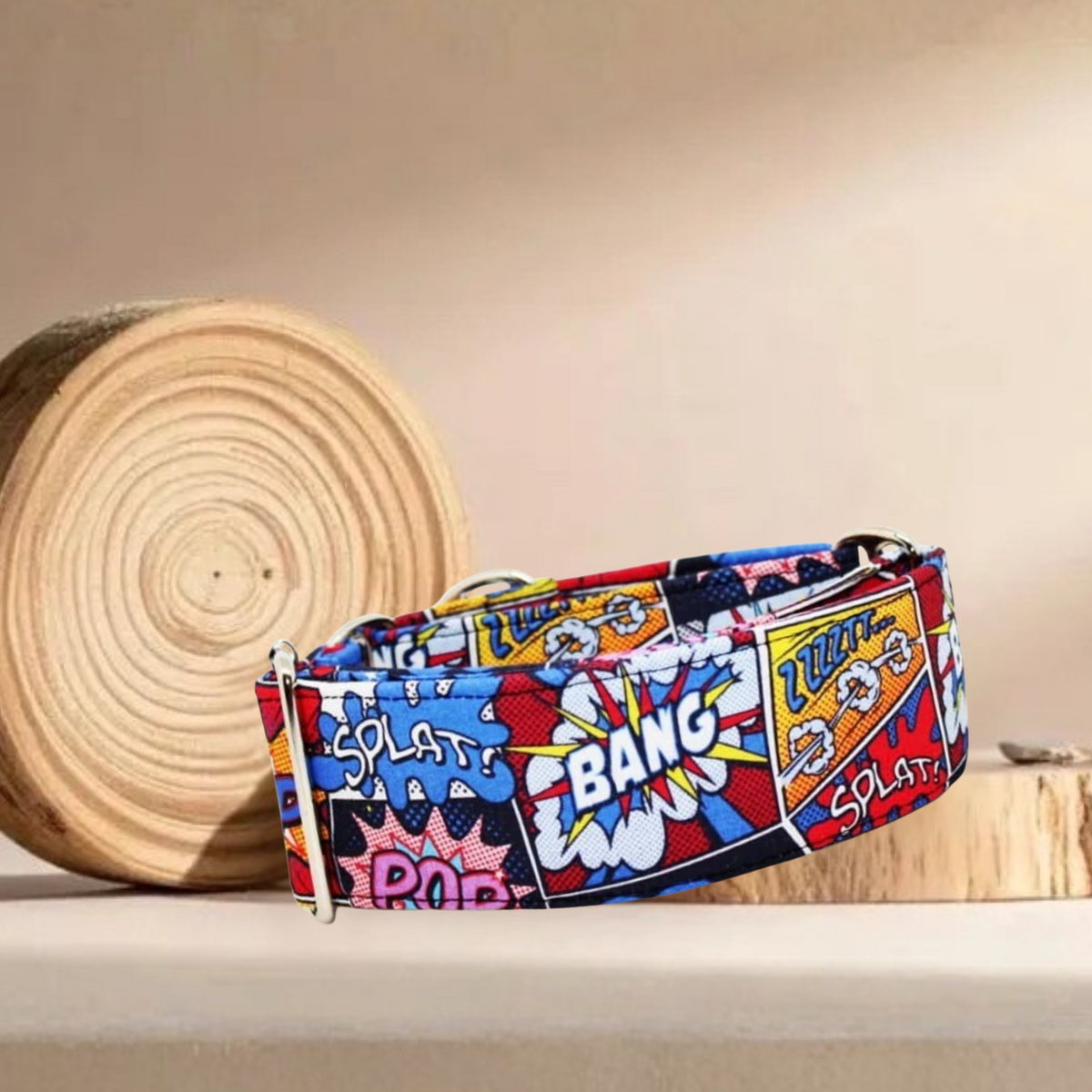 Collar Cómic para perros hecho a mano