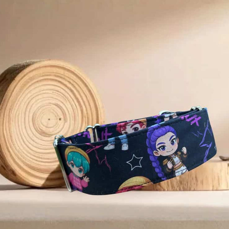 Collar Guerreras K-Pop para perros hecho a mano